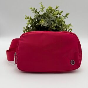 Lululemon Everywhere Belt Bag 1L Pomegranate Raspberry Pink Waist Fanny Pack NWT